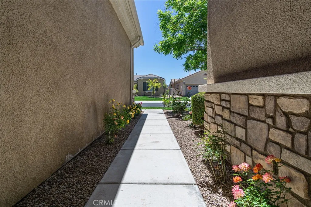 19478 Big Horn Street, Apple Valley, California 92308 home-pic-45